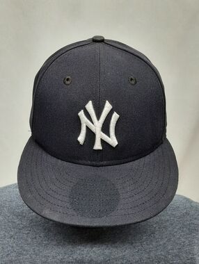 New York Yankees New Era 59FIFTY Fitted Hat 7 1/2 Authentic On-Field Navy